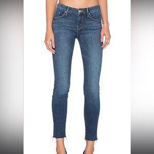 Mother Denim the looker ankle fray in Girl Crush
